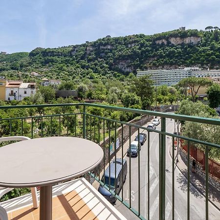 Parsano Suite Sorrento Esterno foto